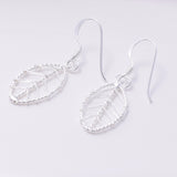 E704 - 925 leaf mesh earrings