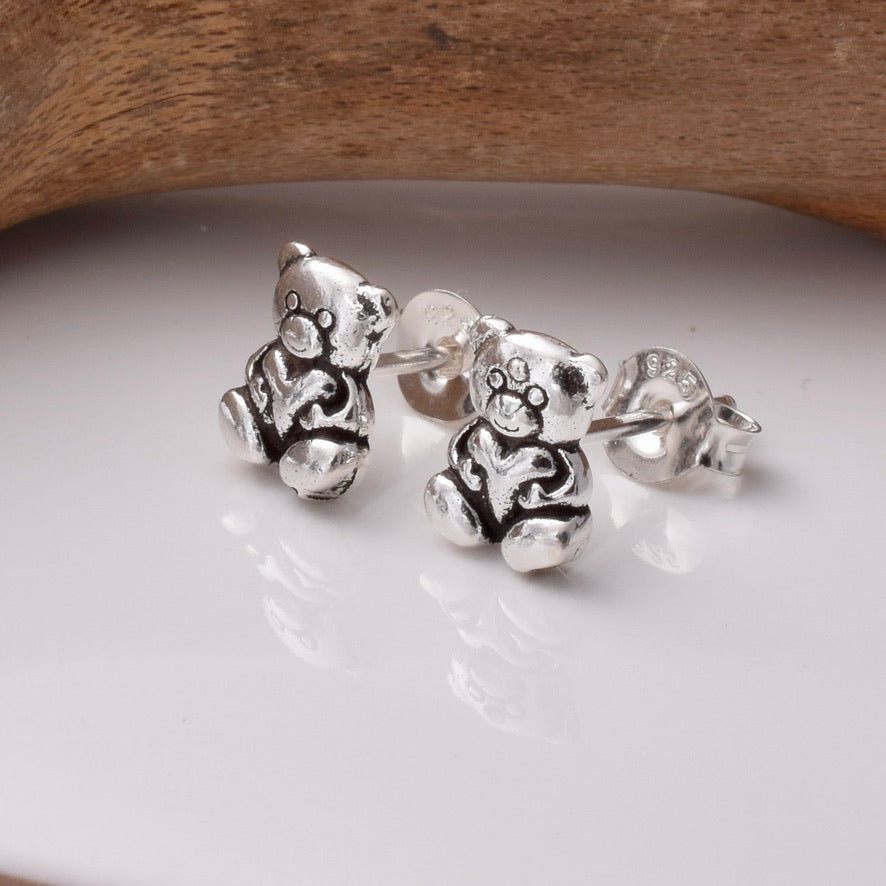 S434 - Teddy Bear stud earrings