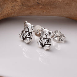 S434 - Teddy Bear stud earrings