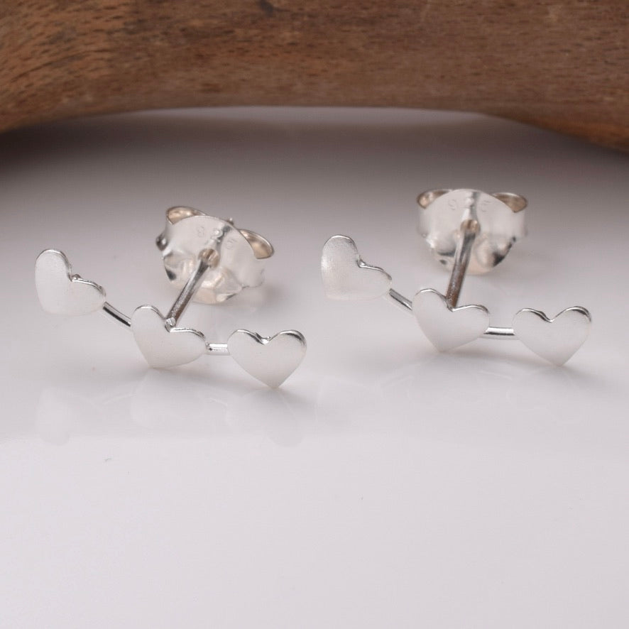 S363 - Triple contour design stud earrings