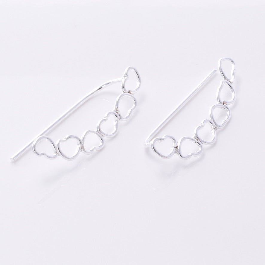 E697 - 925 Silver wire heart climbers