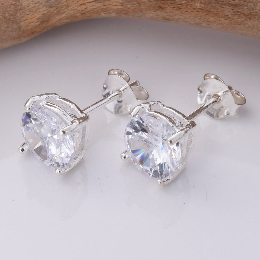 S702 - 925 Silver 7mm CZ stone stud earring