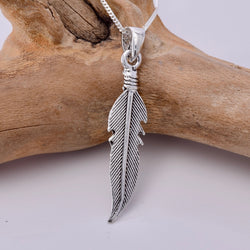 P275 - Slim Feather Pendant