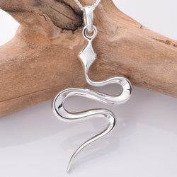 P893 - 925 Silver snake pendant