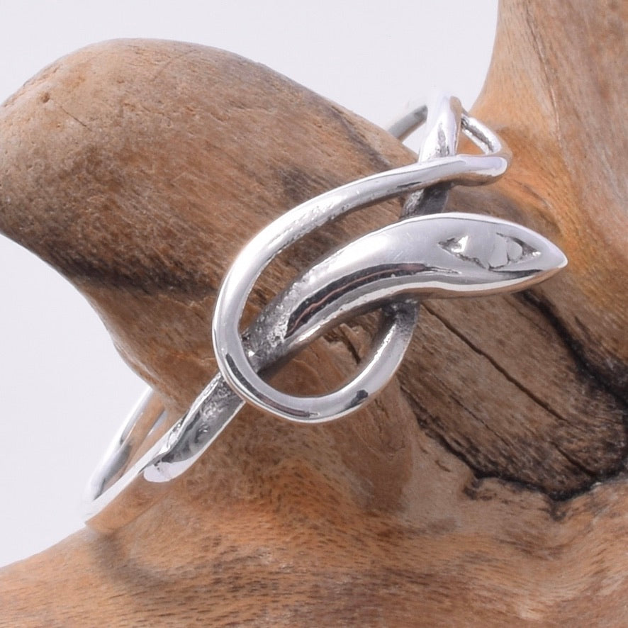 R187 - 925 silver snake ring