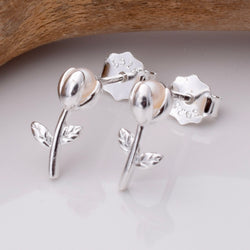 S765 - 925 silver flower stud earrings