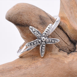 R171 - 925 silver starfish design ring