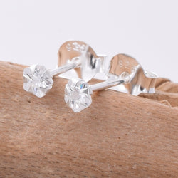 S704 - 925 Silver 3mm daisy stud earrings