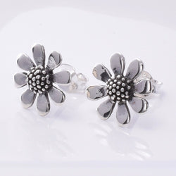 S673 - 925 silver large daisy stud earrings