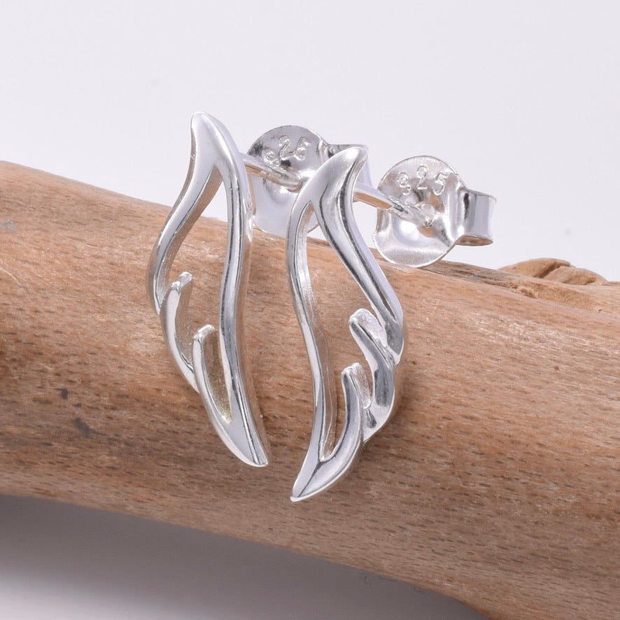 S683 - 925 silver angel wing stud earrings