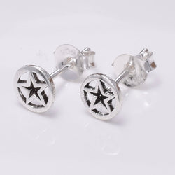 S666 - 925 silver disc with star stud earrings