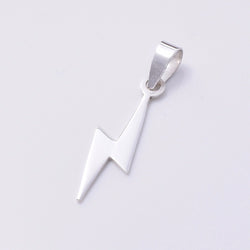 P824 - 925 Lightning bolt pendant