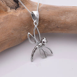 P805 - 925 Silver dragonfly pendant