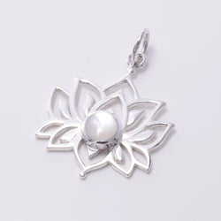 P849 - 925 lotus flower with MOP cab