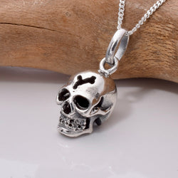 P928 - 925 Sterling silver skull pndant