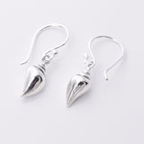 E771 - 925 Silver shell drop earrings