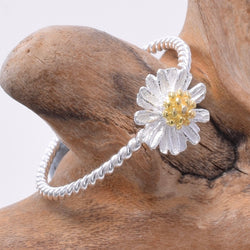 R193 - 925 silver daisy ring