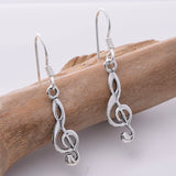 E670 - 925 Silver treble clef earrings