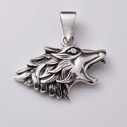 P880 - 925 Silver wolf profile pendant