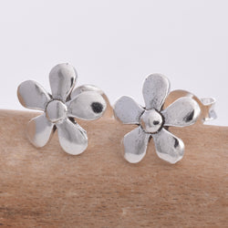 925 silver daisy stud earrings