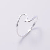 R197 - 925 silver wave hammered ring