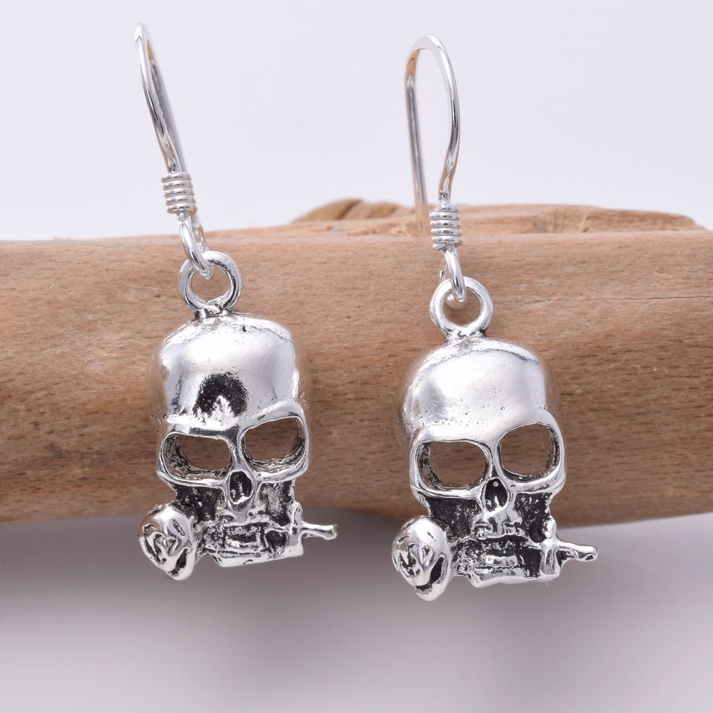 E089 - Skull and rose silver earrings