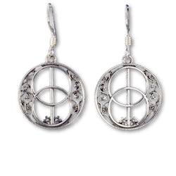 E494 - Chalice Well design drop earrings