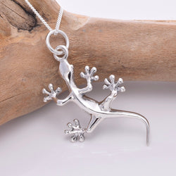 P768 - 925 silver gecko pendant