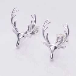 S884 - Silver Stag stud earrings