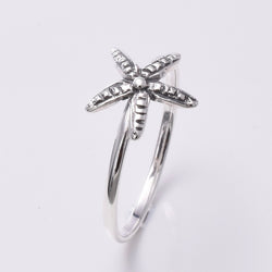 R171 - 925 silver starfish design ring