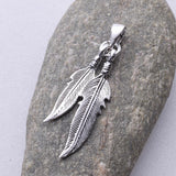 P499 - Double feather pendant