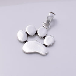 P839 - 925 silver large paw pendant
