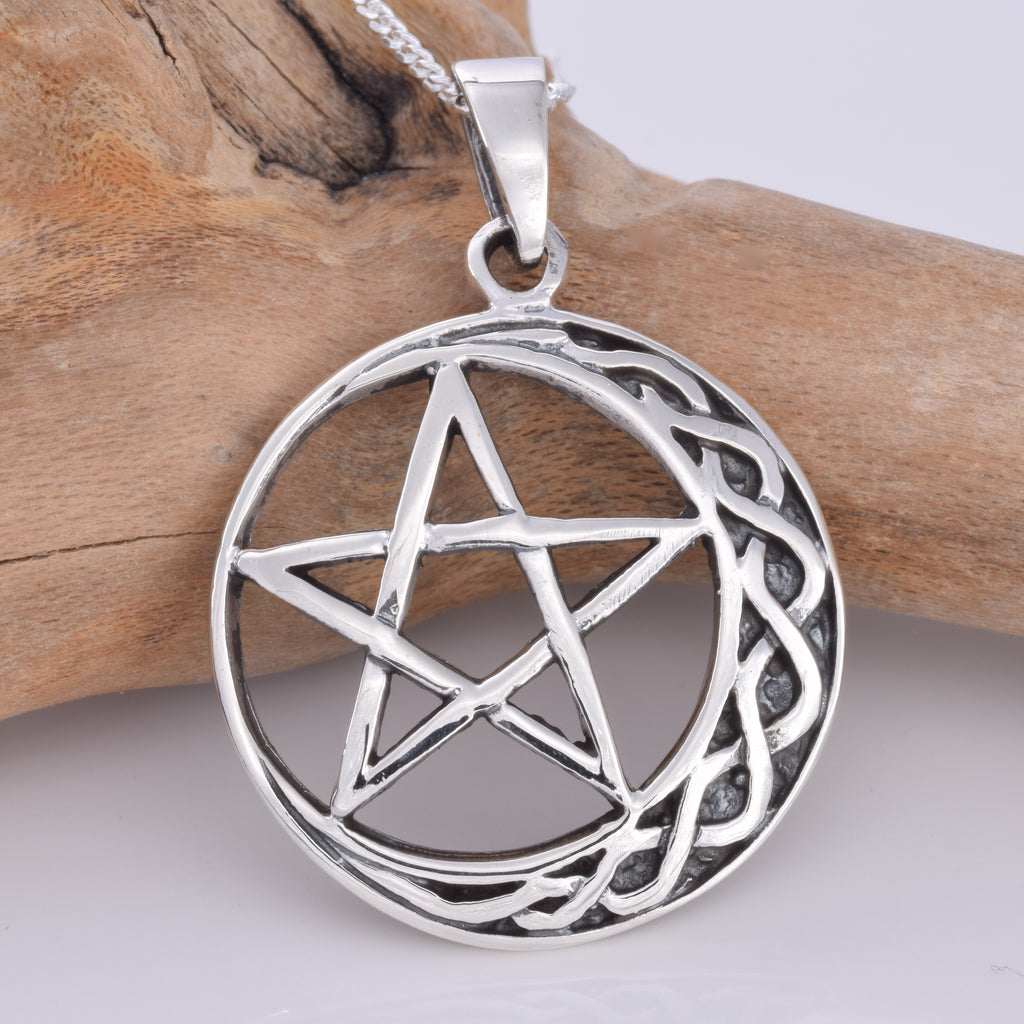 P856 - 925 Celtic moon silver pendant