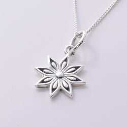 P877 - 925 Silver flower pendant