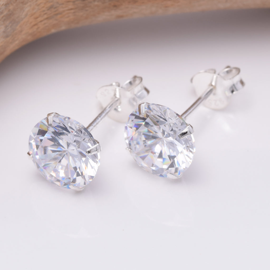 S029 8mm CZ 4 Claw Pressed Stud Earring