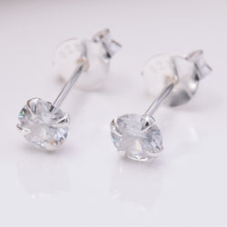 S031 4mm CZ 4 Claw Pressed Stud Earring