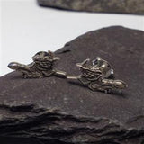 S308 - Flying witch silver studs