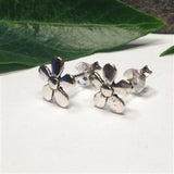S316 - Daisy Stud earrings