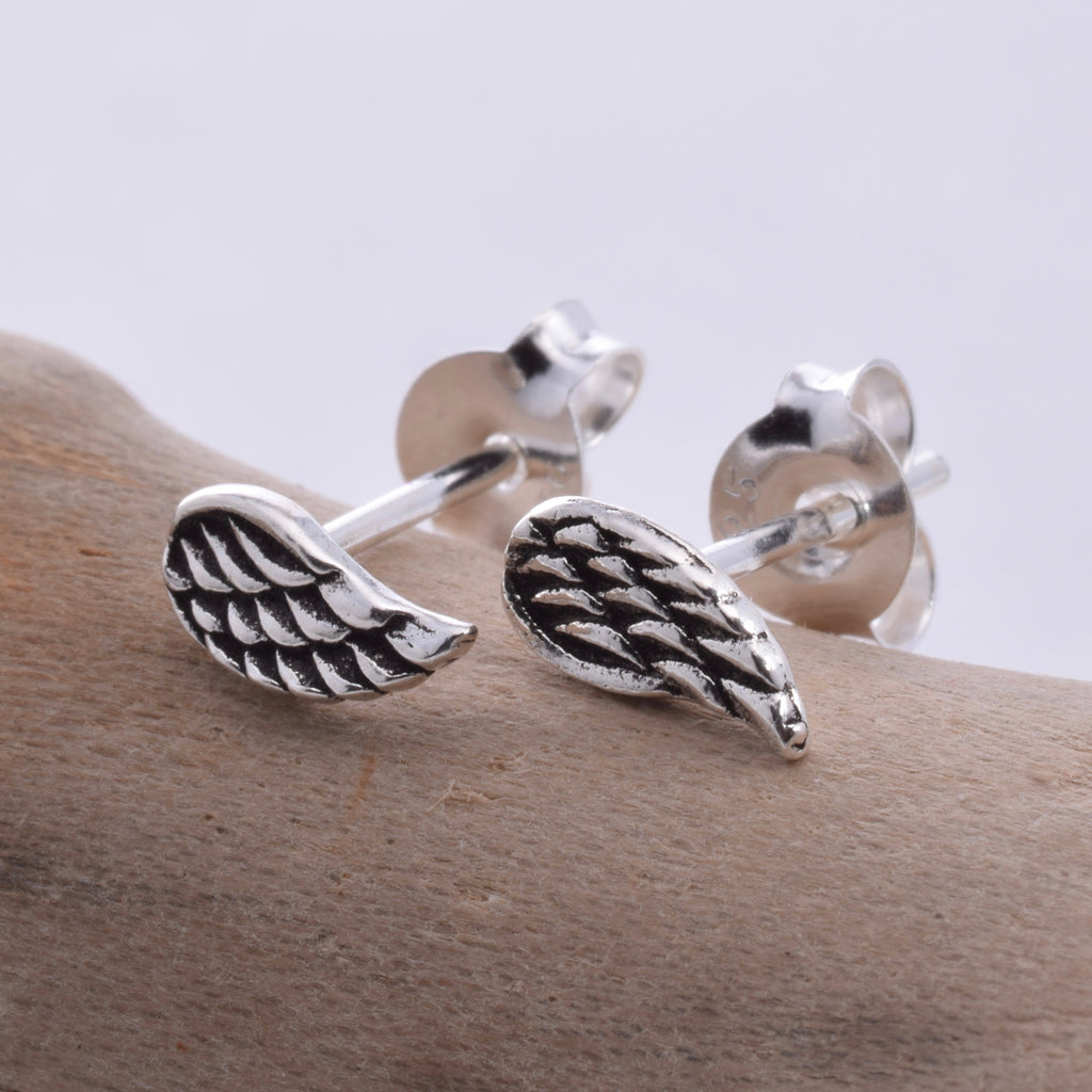 S438 - Angel Stud earrings