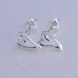 S521 - Silver Heart stud earrings