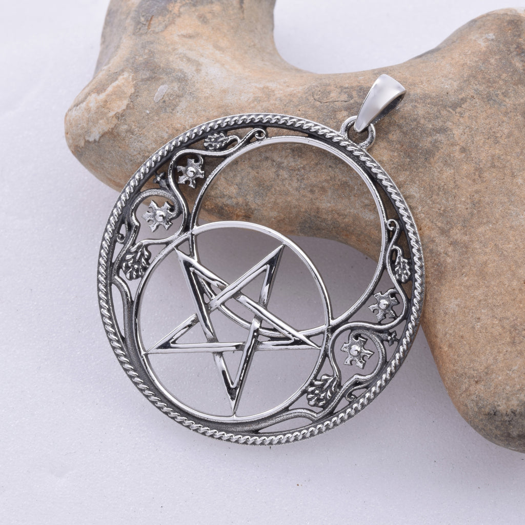 P392 Chalice Well pentacle 925 Silver Pendant