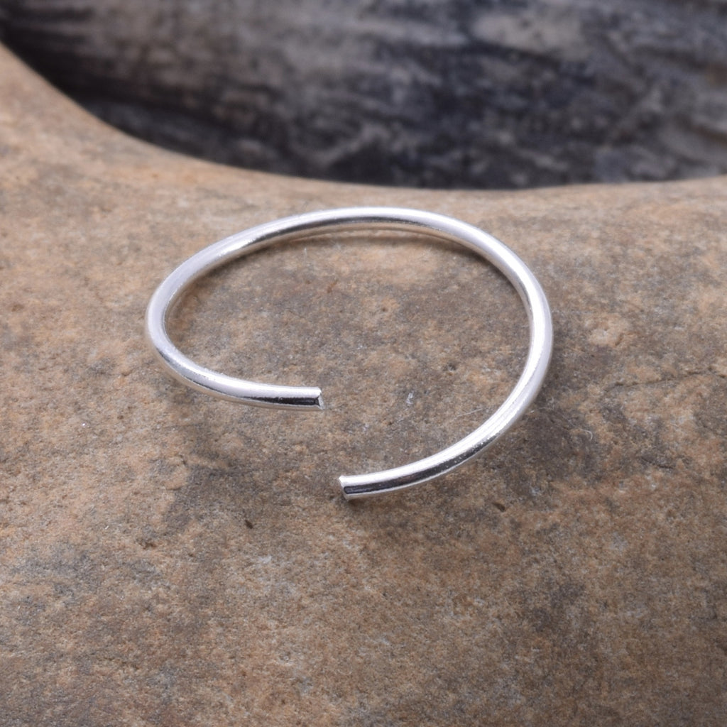 E458 - Sterling silver nose ring flexible 10mm